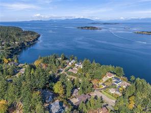 3030 Dolphin Dr — listing photo 88 of 92