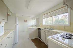 2804 16th Ave — listing photo 21 of 57