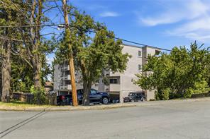 206-3800 Quadra St — listing photo 23 of 37
