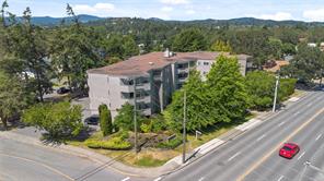 206-3800 Quadra St — listing photo 29 of 37