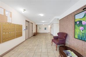 206-2022 Foul Bay Rd — listing photo 47 of 50