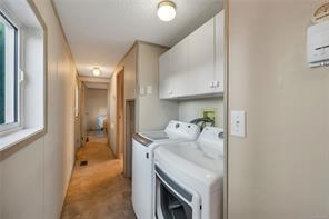204-3120 ISLAND Hwy — listing photo 25 of 33