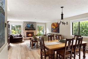 1089 Donwood Dr — listing photo 18 of 40