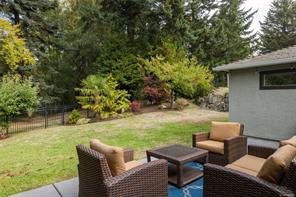 1089 Donwood Dr — listing photo 32 of 40