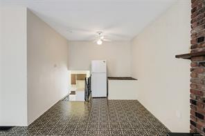 948 Dunsmuir Rd — listing photo 22 of 56