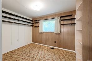948 Dunsmuir Rd — listing photo 33 of 56