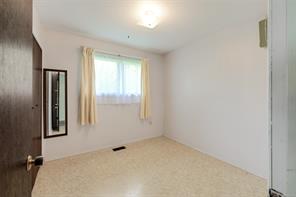 948 Dunsmuir Rd — listing photo 40 of 56
