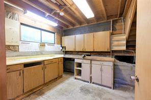 948 Dunsmuir Rd — listing photo 45 of 56