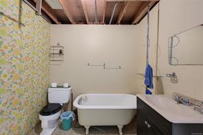 948 Dunsmuir Rd — listing photo 47 of 56