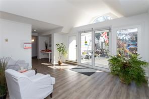 201-10431 Resthaven Dr — listing photo 32 of 38