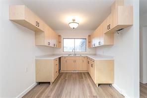 4170 Granville Ave — listing photo 28 of 99