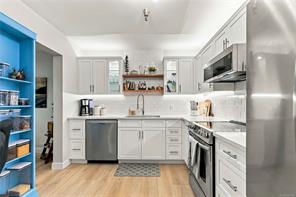 204-69 Gorge Rd — listing photo 15 of 39