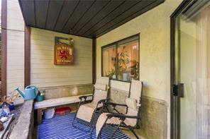 204-69 Gorge Rd — listing photo 31 of 39