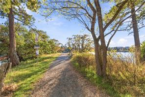 204-69 Gorge Rd — listing photo 38 of 39