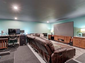 68 Crease Ave — listing photo 19 of 24