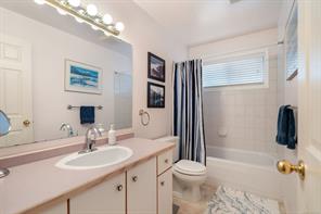 1280 Oakmount Rd — listing photo 21 of 37