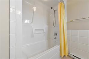 225 Kingston St — listing photo 33 of 69
