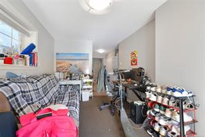 225 Kingston St — listing photo 35 of 69