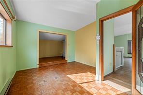 443 Hoylake Rd — listing photo 17 of 35