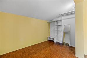 443 Hoylake Rd — listing photo 18 of 35