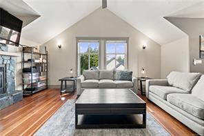 4820 Bridgewood Close — listing photo 17 of 54