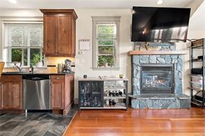 4820 Bridgewood Close — listing photo 19 of 54