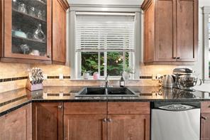 4820 Bridgewood Close — listing photo 25 of 54