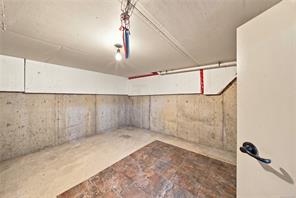 4820 Bridgewood Close — listing photo 51 of 54