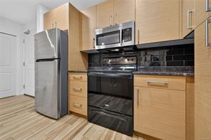 306-4394 West Saanich Rd — listing photo 18 of 53