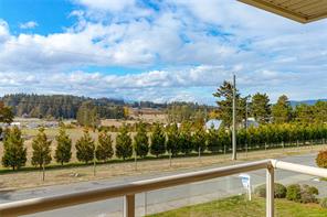 6309 Central Saanich Rd — listing photo 36 of 91
