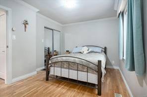2404 Glenayr Dr — listing photo 20 of 68