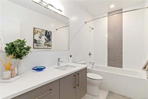 205-990 Doumac Ave — listing photo 14 of 26
