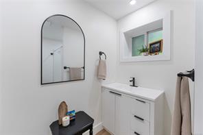 9370 Cottonwood Rd — listing photo 27 of 63