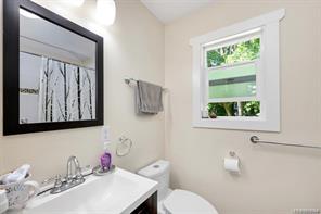 8033 Greendale Rd — listing photo 25 of 46