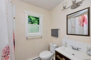 8033 Greendale Rd — listing photo 43 of 46