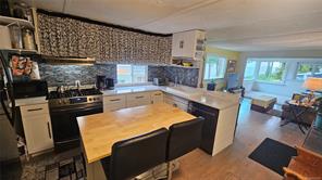 9-8177 West Coast Rd — listing photo 21 of 44