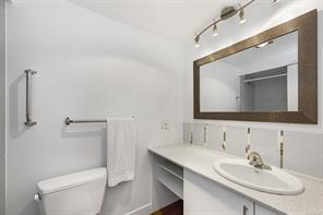 419-1009 McKenzie Ave — listing photo 21 of 35