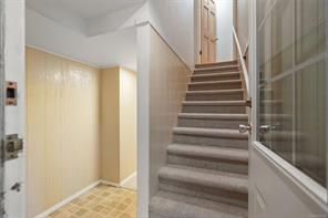 2104 Wenman Dr — listing photo 27 of 41