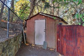 2104 Wenman Dr — listing photo 38 of 41
