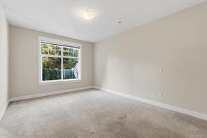 6347 Pinewood Lane — listing photo 20 of 41