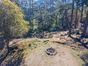 4318 Port Washington Rd — listing photo 24 of 37