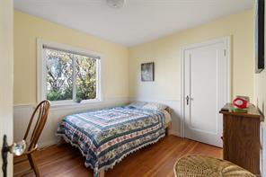 2825 Rockwell Ave — listing photo 15 of 39