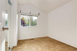 107-3042 River Rd — listing photo 15 of 41