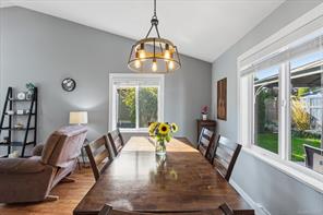 558 Johnstone Rd — listing photo 17 of 64