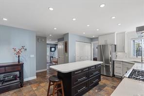 558 Johnstone Rd — listing photo 21 of 64