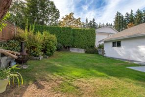 1667 Meadowbrook Dr — listing photo 37 of 41