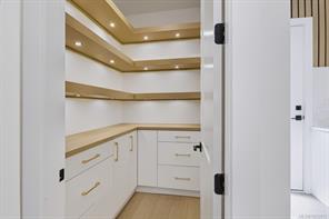 821 Blackbird Pl — listing photo 16 of 39