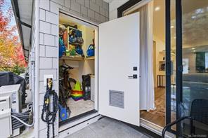 2831 Caster Pl — listing photo 27 of 30