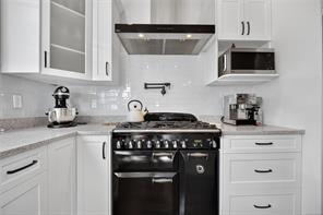 3354 Solport St — listing photo 15 of 65