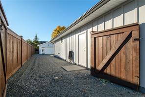 140 WALWORTH Rd — listing photo 39 of 42